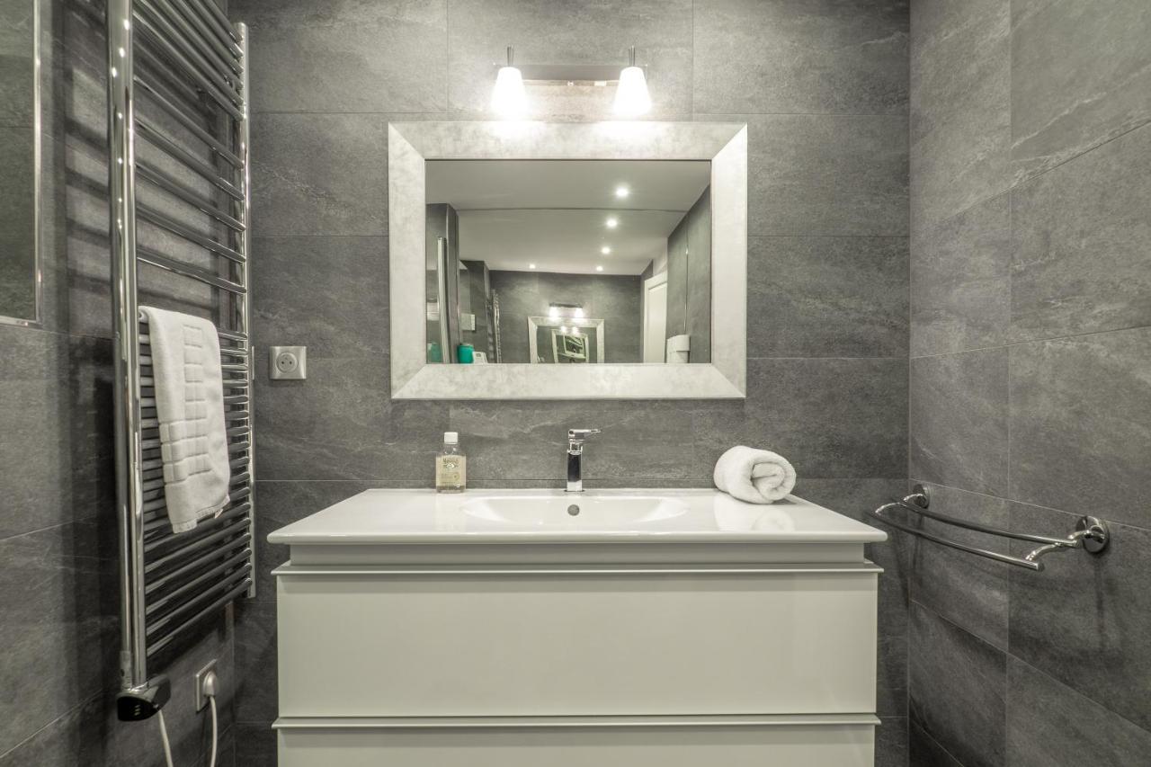 Charmant Appartement Spacieux Pour 6P Vue Mer Vieil Antibes Exterior photo